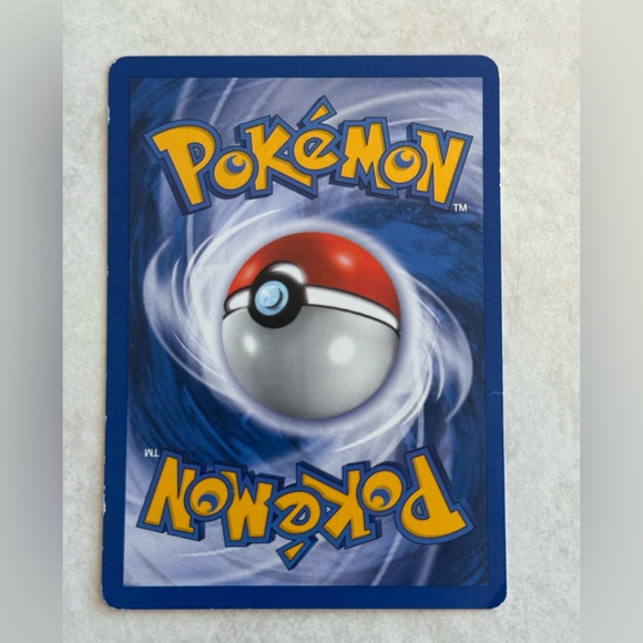 Erika’s Vileplume Holo Rare Gym Hero’s Holographic Pokémon Card - Picture 2 of 3